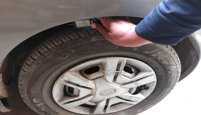 2018 Datsun Redi Go A, Petrol, Manual, 25,408 km, tyre