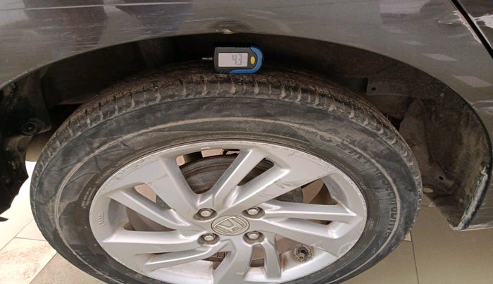 2018 Honda Jazz 1.2L I-VTEC V, Petrol, Manual, 30,645 km, tyre