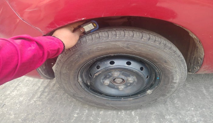 2016 Maruti Alto 800 LXI, Petrol, Manual, 36,021 km, tyre