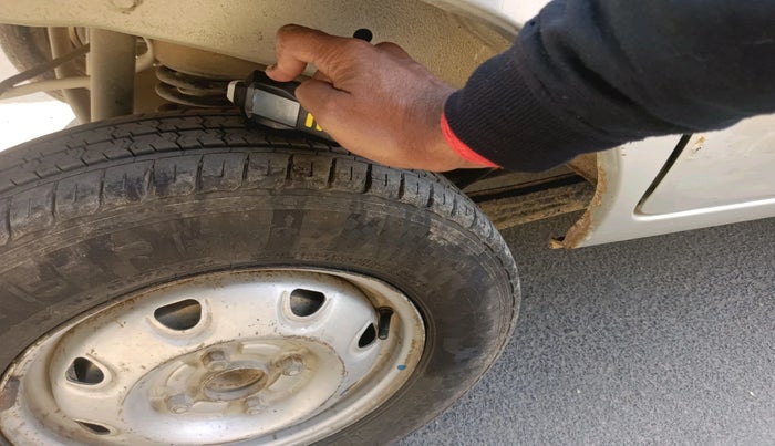 2018 Maruti Eeco 5 STR WITH A/C+HTR, Petrol, Manual, 77,243 km, tyre