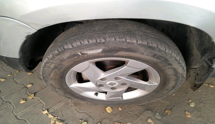 2013 Renault Duster 110 PS RXL DIESEL, Diesel, Manual, 91,772 km, tyre