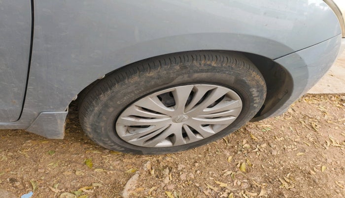 2012 Maruti Ertiga VDI, Diesel, Manual, 1,86,426 km, tyre