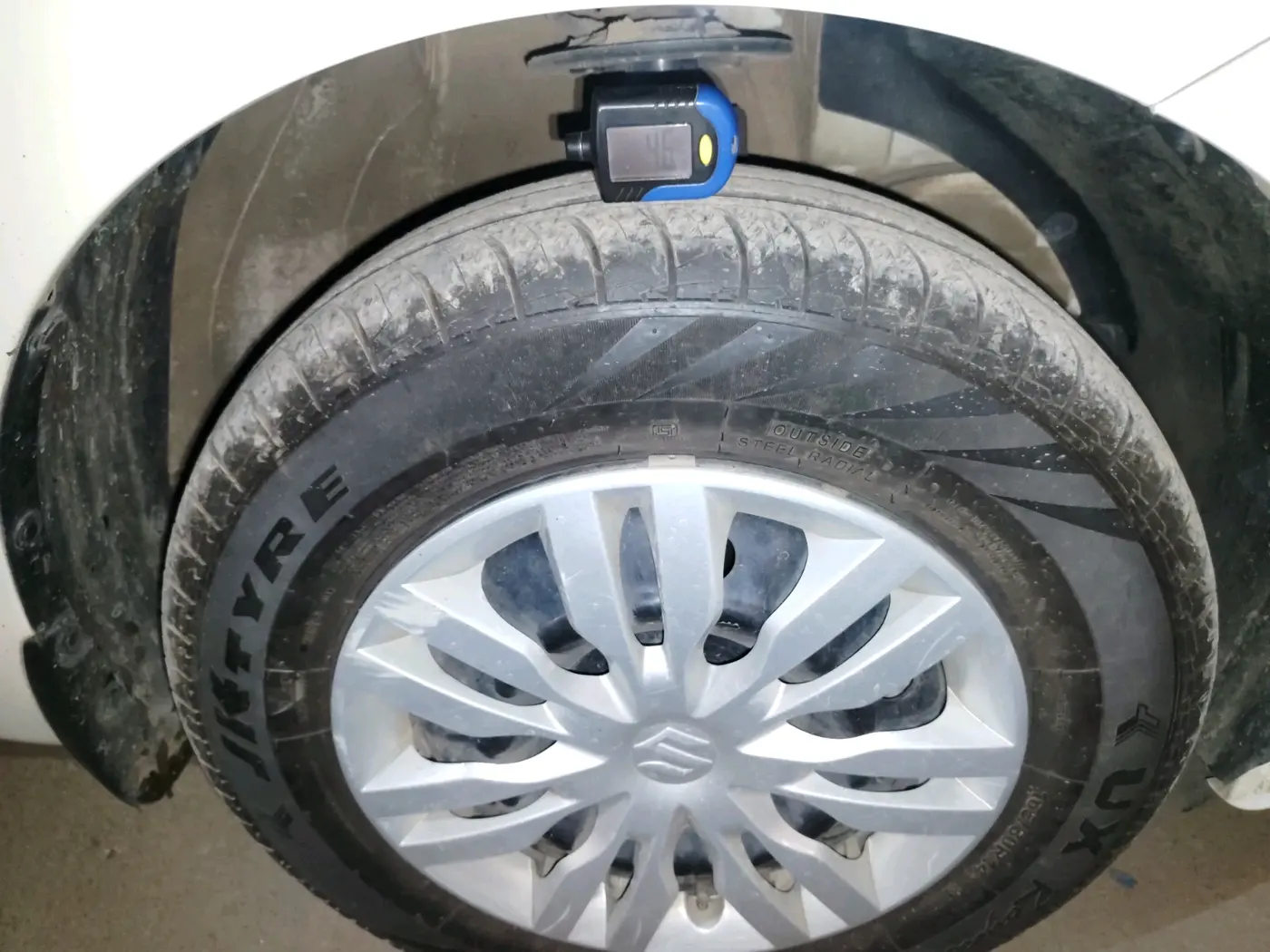 2021 Maruti Dzire VXI, Petrol, Manual, 21,743 km, tyre