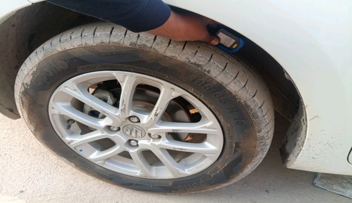 2021 Maruti Swift ZXI AMT, Petrol, Automatic, 86,724 km, tyre