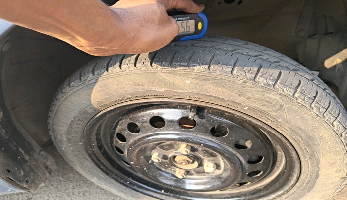 2012 Maruti Wagon R 1.0 VXI, Petrol, Manual, 61,361 km, tyre