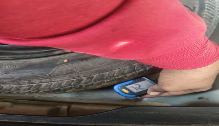 2013 Maruti Swift Dzire VXI, Petrol, Manual, 71,212 km, tyre