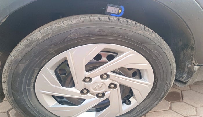 2017 Hyundai Creta S 1.4 DIESEL, Diesel, Manual, 1,08,887 km, tyre