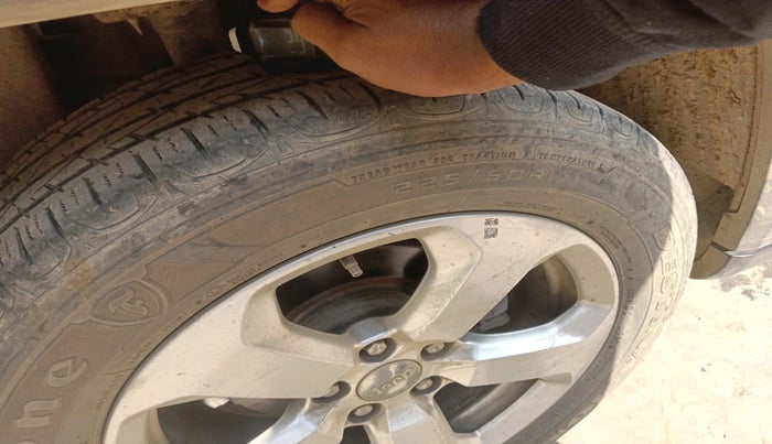 2017 Jeep Compass LIMITED 1.4 PETROL AT, Petrol, Automatic, 2,989 km, tyre