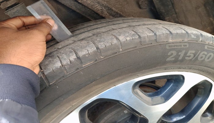 2020 Renault Duster RXS 1.3 TURBO PETROL MT, Petrol, Manual, 32,352 km, tyre