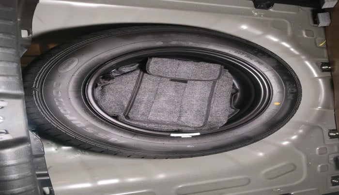 2022 KIA SONET GTX PLUS 1.0 DCT, Petrol, Automatic, 40,214 km, tyre