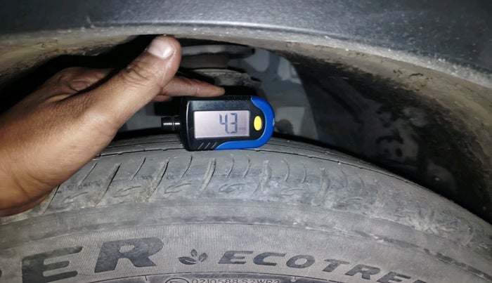 2022 Tata NEXON EV XZ PLUS LUX, Electric, Automatic, 65,144 km, tyre