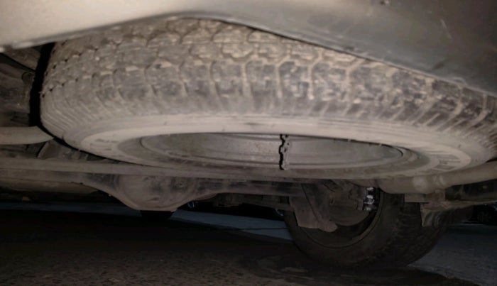 2017 Tata Hexa XTA 4X2 7 STR, Diesel, Automatic, 82,783 km, tyre