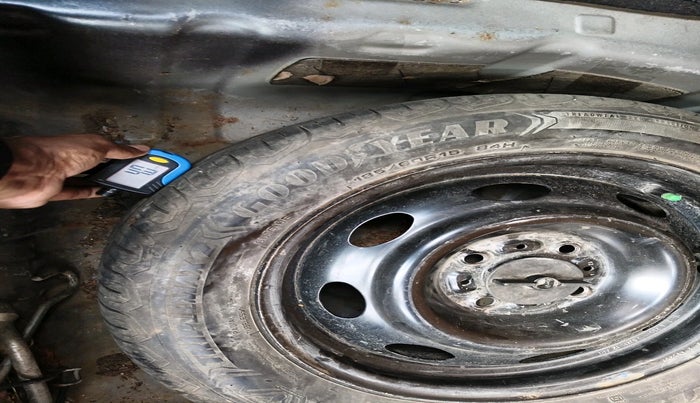 2015 Tata Zest XMS 90PS DIESEL, Diesel, Manual, 1,42,366 km, tyre