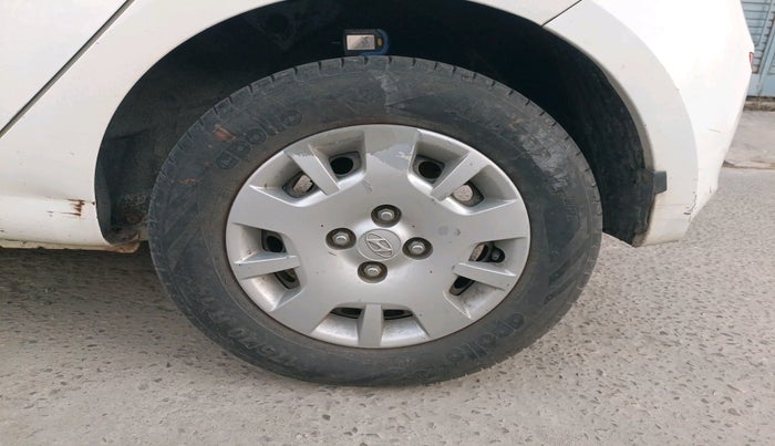 2013 Hyundai i20 MAGNA 1.2, Petrol, Manual, 96,748 km, tyre