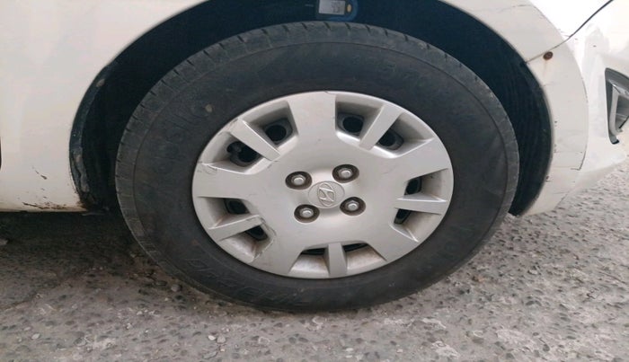 2013 Hyundai i20 MAGNA 1.2, Petrol, Manual, 96,748 km, tyre