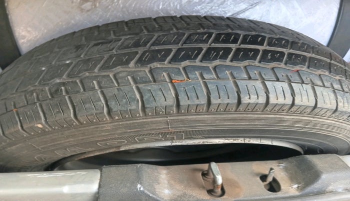 2017 Tata Tiago XE PETROL, Petrol, Manual, 1,22,775 km, tyre