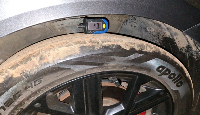 2023 Hyundai Verna SX (O) 1.5 TURBO PETROL DCT, Petrol, Automatic, 31,193 km, tyre