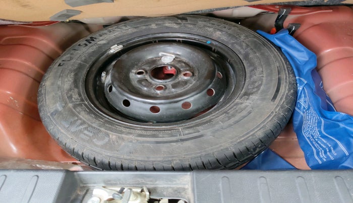 2022 Maruti Alto LXI O, Petrol, Manual, 21,395 km, tyre