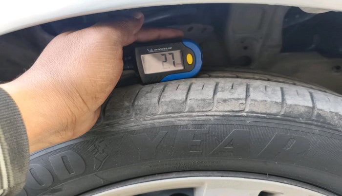 2016 Honda Jazz 1.2L I-VTEC S, Petrol, Manual, 1,41,176 km, tyre