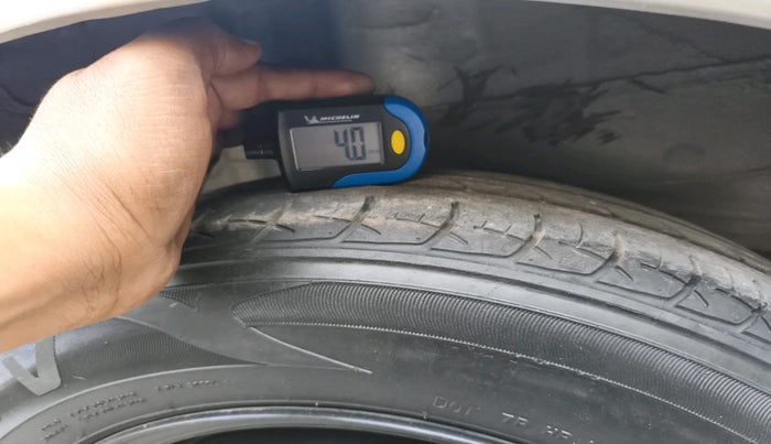 2016 Honda Jazz 1.2L I-VTEC S, Petrol, Manual, 1,41,176 km, tyre