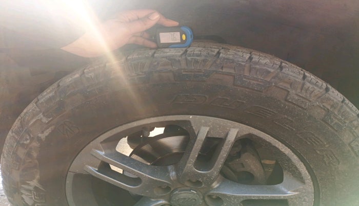 2021 Mahindra Thar LX D AT 4WD HT, Diesel, Automatic, 71,659 km, tyre