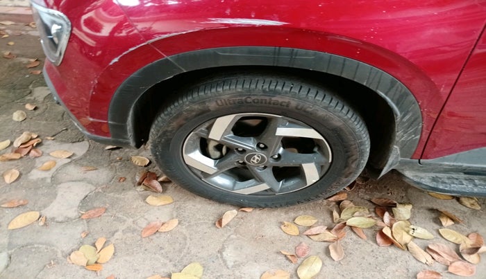 2019 Hyundai VENUE SX PLUS 1.0 TURBO DCT, Petrol, Automatic, 62,697 km, tyre