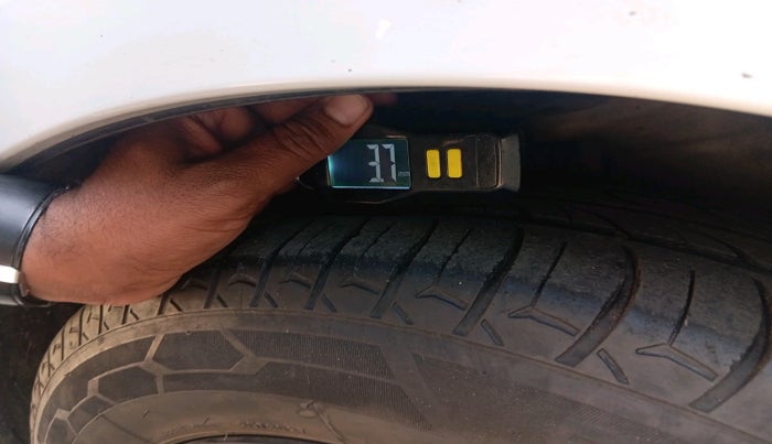 2018 Maruti Ertiga VDI SHVS, Diesel, Manual, 1,28,527 km, tyre