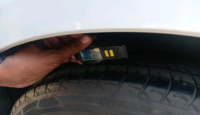 2018 Maruti Ertiga VDI SHVS, Diesel, Manual, 1,28,527 km, tyre