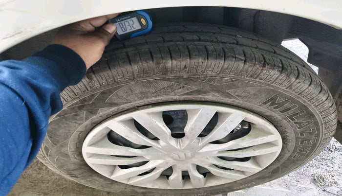 2014 Maruti Swift Dzire VXI, Petrol, Manual, 54,349 km, tyre