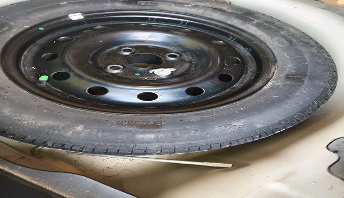 2014 Maruti Swift Dzire VXI, Petrol, Manual, 54,349 km, tyre