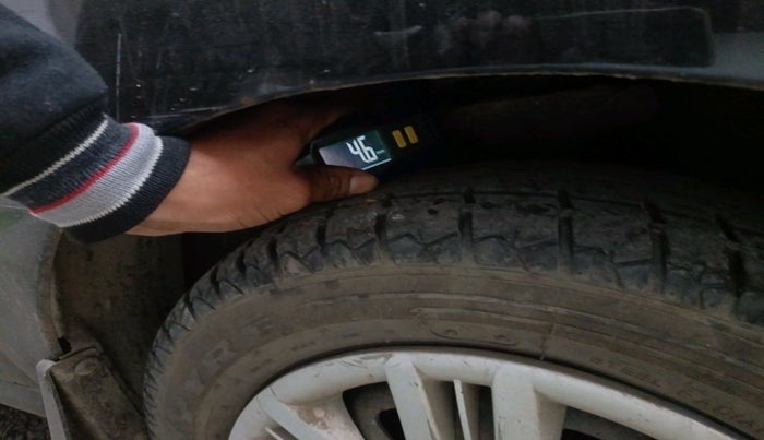 2010 Hyundai Santro Xing GLS, Petrol, Manual, 72,946 km, tyre