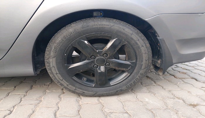 2012 Honda City 1.5L I-VTEC S AT, Petrol, Automatic, 1,10,685 km, tyre