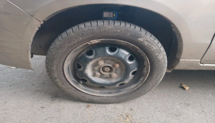 2011 Maruti Alto K10 VXI, Petrol, Manual, 1,06,405 km, tyre