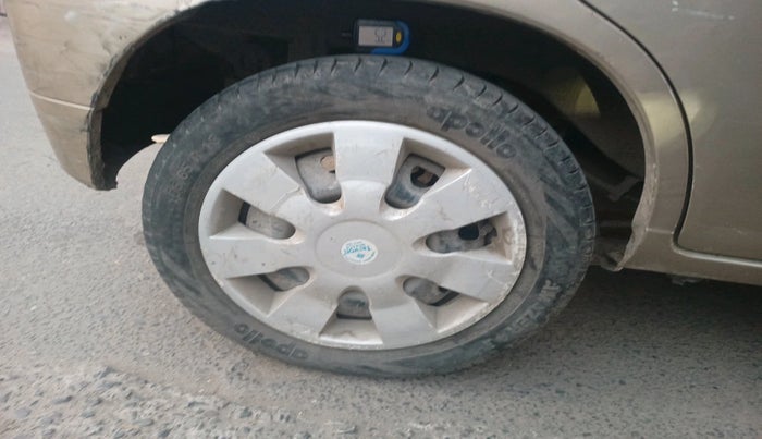 2011 Maruti Alto K10 VXI, Petrol, Manual, 1,06,405 km, tyre