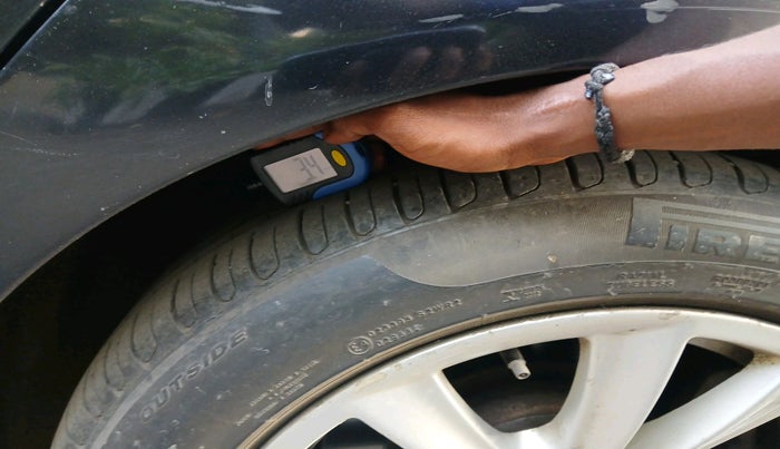 2011 BMW 5 Series 520D 2.0, Diesel, Automatic, 92,518 km, tyre