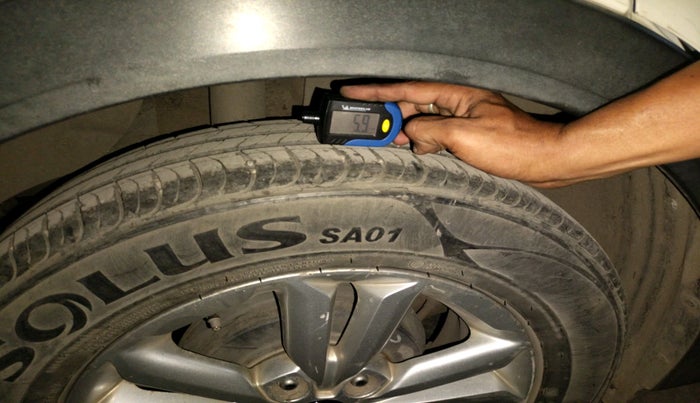 2016 Hyundai Creta SX PLUS 1.6 PETROL, Petrol, Manual, 37,804 km, tyre