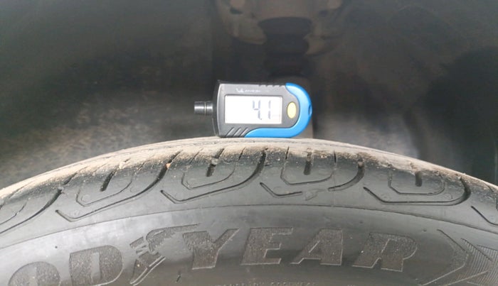 2017 Volkswagen Ameo HIGHLINE PLUS 1.5L AT 16 ALLOY, Diesel, Automatic, 90,285 km, tyre