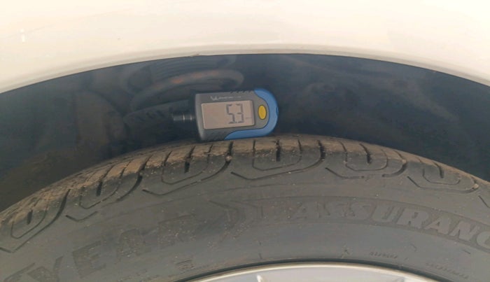 2017 Volkswagen Ameo HIGHLINE PLUS 1.5L AT 16 ALLOY, Diesel, Automatic, 90,285 km, tyre