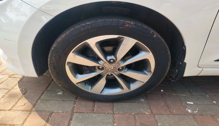 2017 Hyundai Elite i20 ASTA 1.2 (O), Petrol, Manual, 75,180 km, tyre