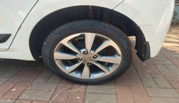 2017 Hyundai Elite i20 ASTA 1.2 (O), Petrol, Manual, 75,180 km, tyre