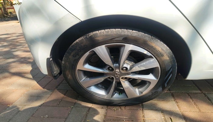 2017 Hyundai Elite i20 ASTA 1.2 (O), Petrol, Manual, 75,180 km, tyre