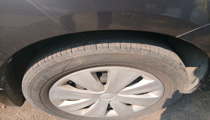 2016 Maruti Ertiga VXI CNG, Petrol, Manual, 67,241 km, tyre