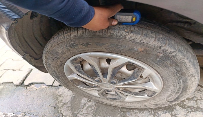 2019 Tata Tiago XE DIESEL, Diesel, Manual, 60,330 km, tyre