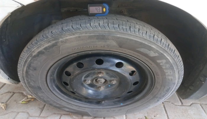 2012 Maruti Swift VDI, Diesel, Manual, 1,89,402 km, tyre