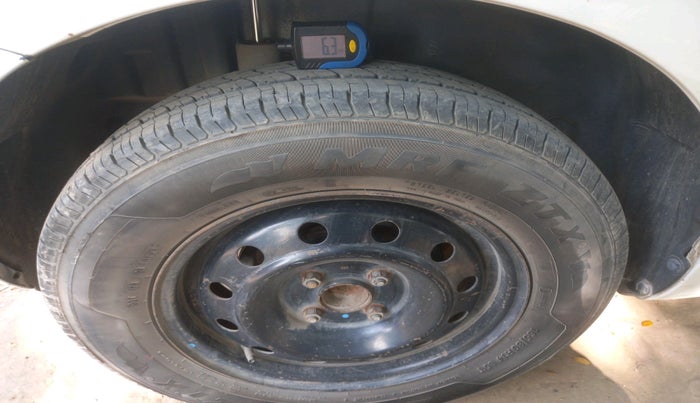 2012 Maruti Swift VDI, Diesel, Manual, 1,89,402 km, tyre