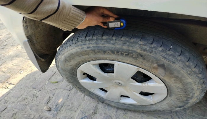 2016 Mahindra TUV300 T6, Diesel, Manual, 2,09,272 km, tyre