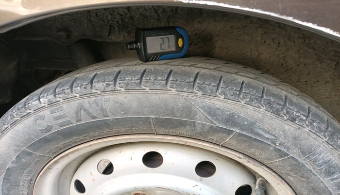 2011 Maruti Wagon R 1.0 LXI, Petrol, Manual, 1,53,152 km, tyre