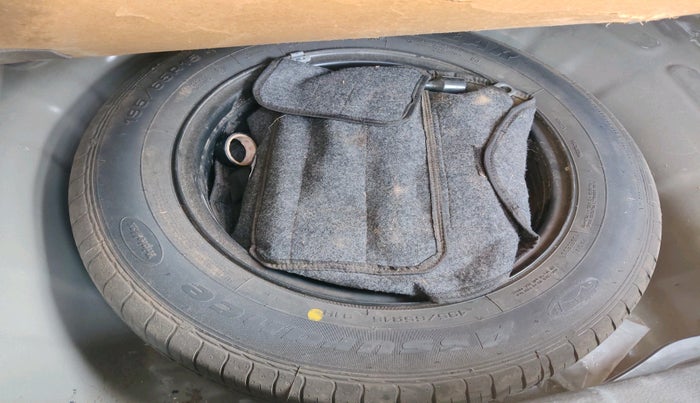 2023 KIA SONET HTX 1.0 TURBO PETROL IMT, Petrol, Manual, 33,818 km, tyre