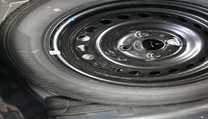 2019 Maruti S PRESSO VXI+, Petrol, Manual, 36,274 km, tyre