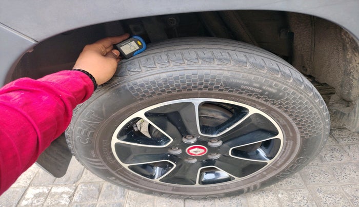 2018 Renault Duster 110 PS RXZ 4X4 MT DIESEL, Diesel, Manual, 64,316 km, tyre